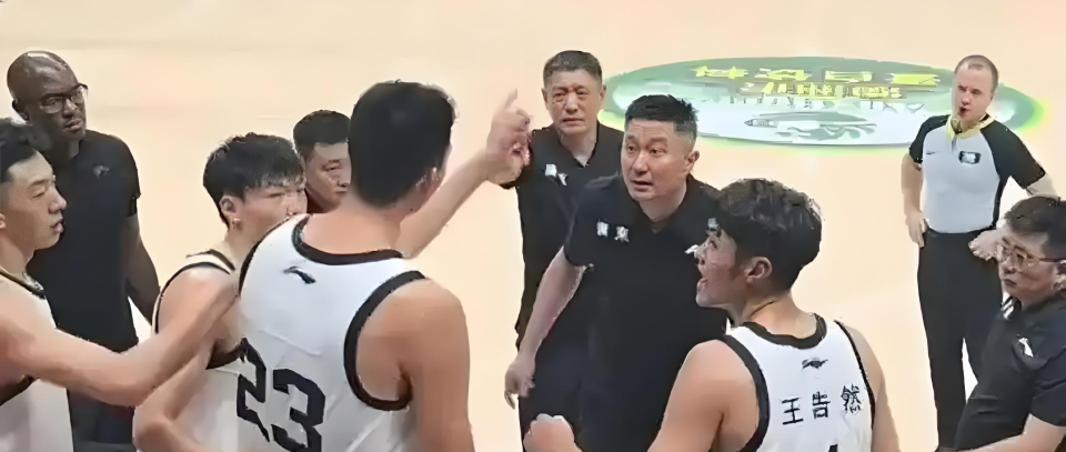 作为CBA, 突发情况出, ZrPtY